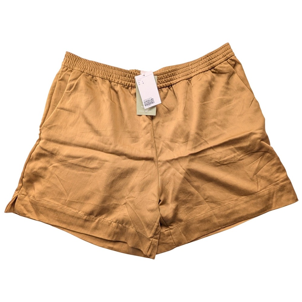 H&M Conscious Tencel Lyocell Blend Shorts Camel Brown Satin Finish Womens Large